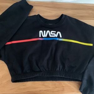 Black cropped NASA crewneck
